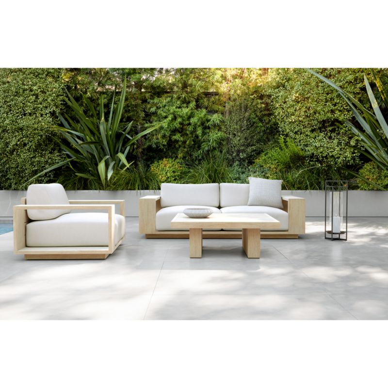 Dune Medium Black Metal Outdoor Lantern 24'